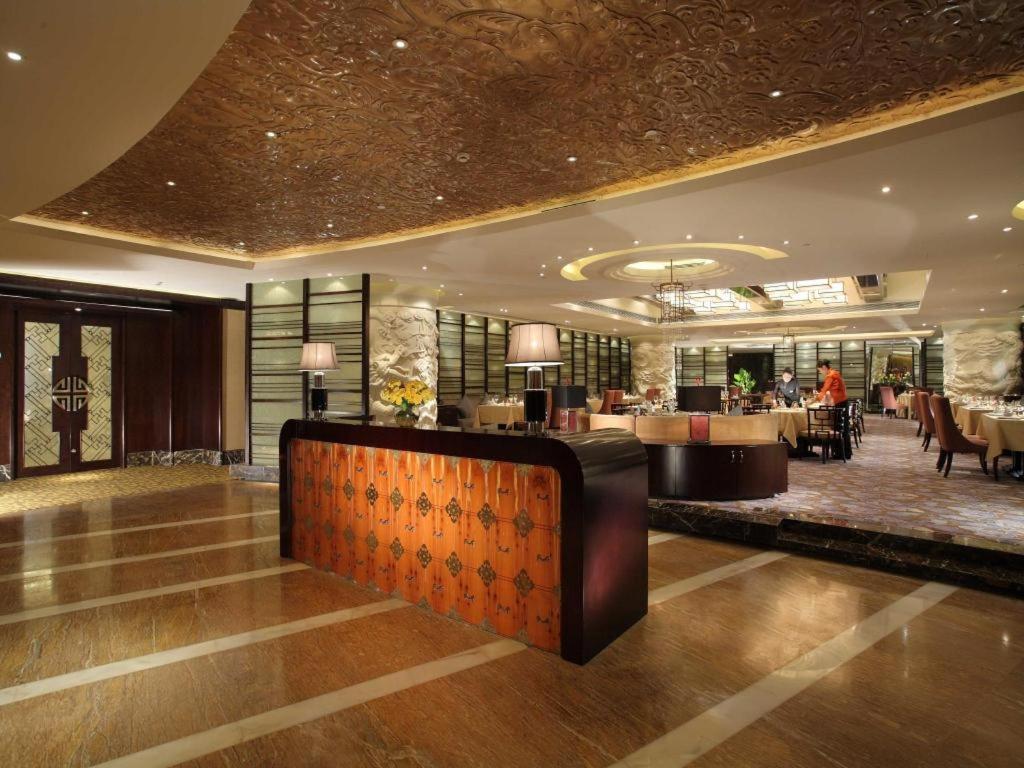 New Century Grand Changchun Hotel Exterior foto